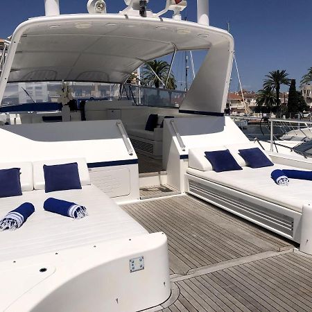 Home Sweet Boat - Chambres D'Hotes Empuriabrava Bagian luar foto